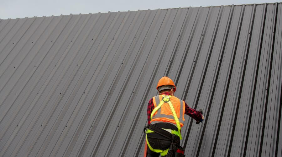 Professional metal roof installation services in Alburnett, IA